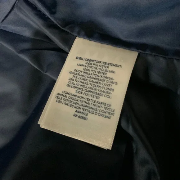 Lands End Women's Puffer Vest Size S/P 6-8 Red Blue White Patterned Down Fill - Picture 7 of 7